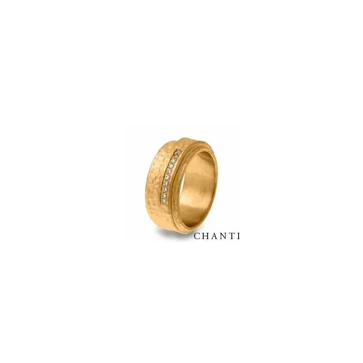 Hamret vielsesring i 14 karat guld 0,08 ct