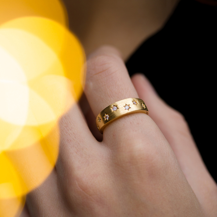zirkon ring i forgyldt sølv
