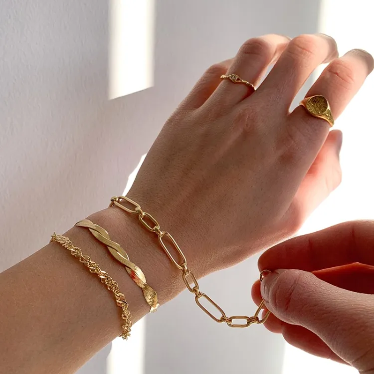 armbånd i forgyldt sølv  x 6,3 mm