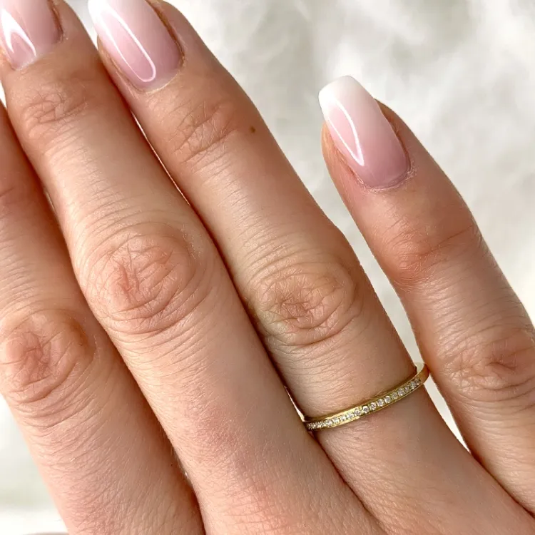 smal diamant guld ring i 14 karat guld 0,07 ct