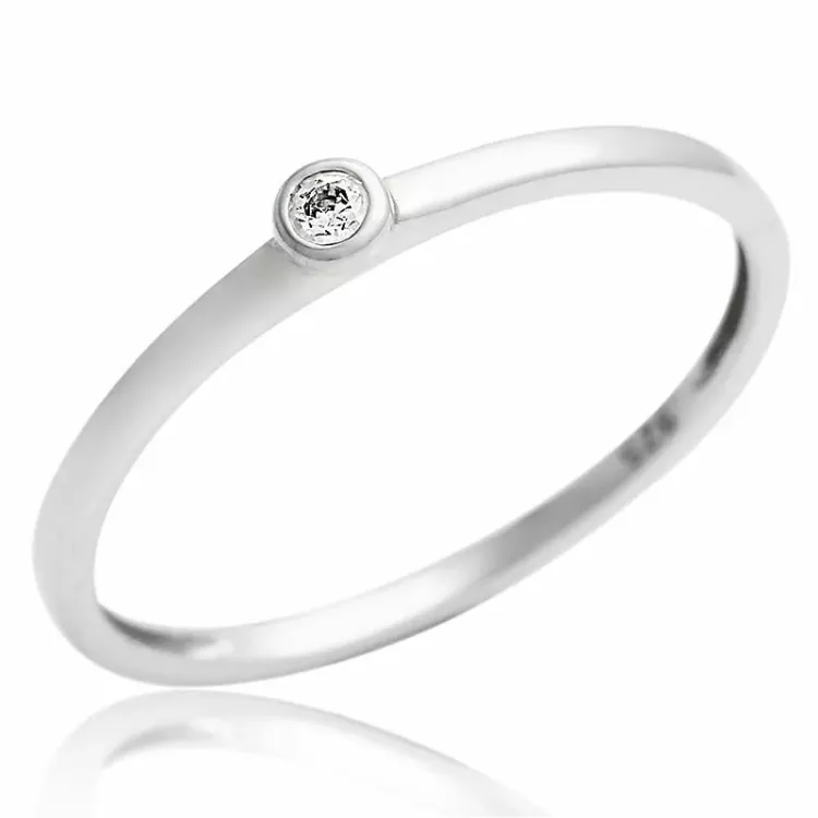 Elegant zirkon ring i sølv