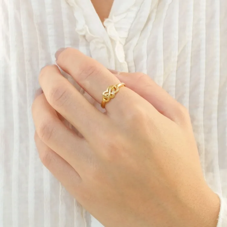 infinity ring i forgyldt sølv - Amoré