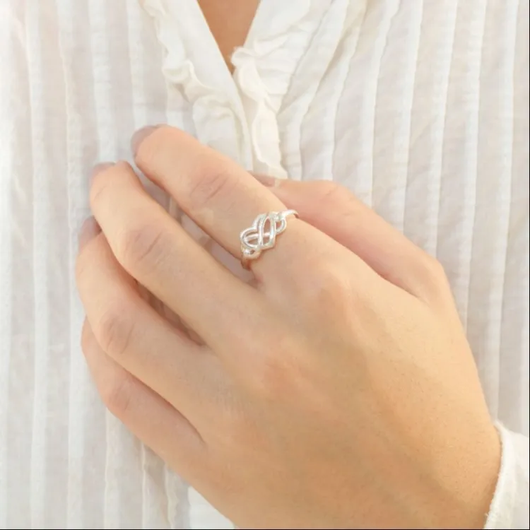 infinity ring i sølv - Amoré