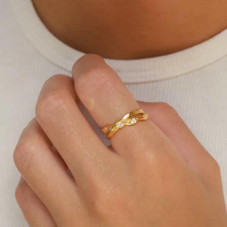 zirkon ring i forgyldt sølv - Lumé Etched