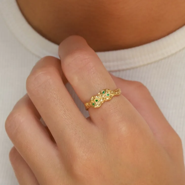 grøn zirkon ring i forgyldt sølv - Lumé Etched