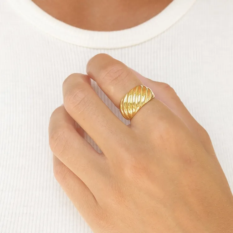 ring i forgyldt sølv - Lumé Essence