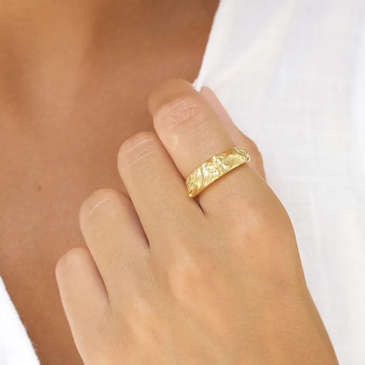 ring i forgyldt sølv - Lumé Etched