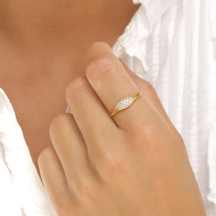 zirkon ring i forgyldt sølv - Lumé Illume
