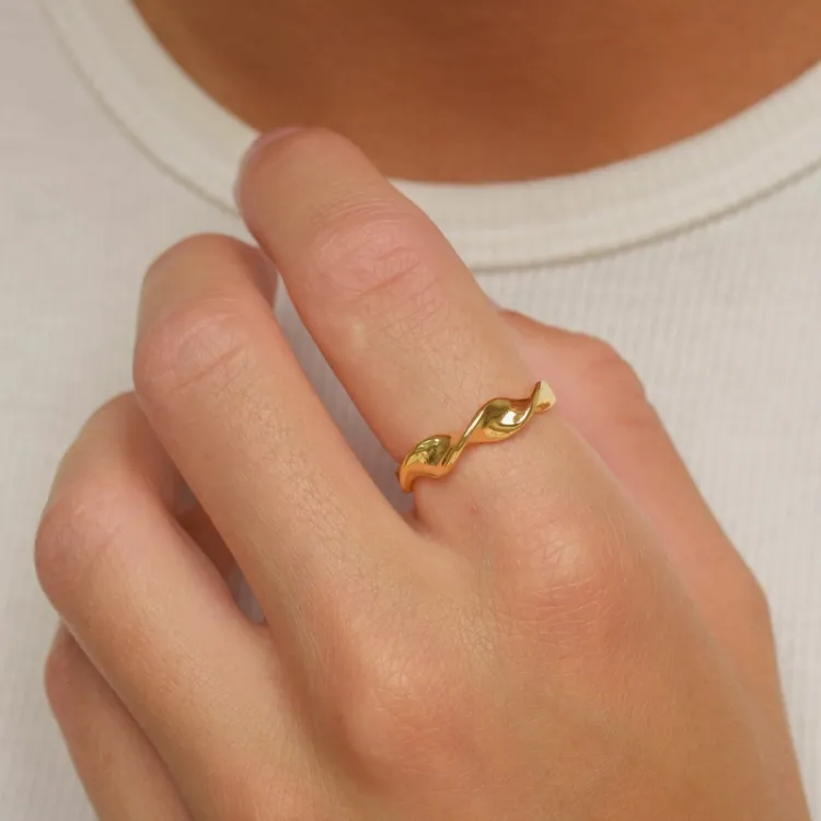 ring i forgyldt messing - Eliné