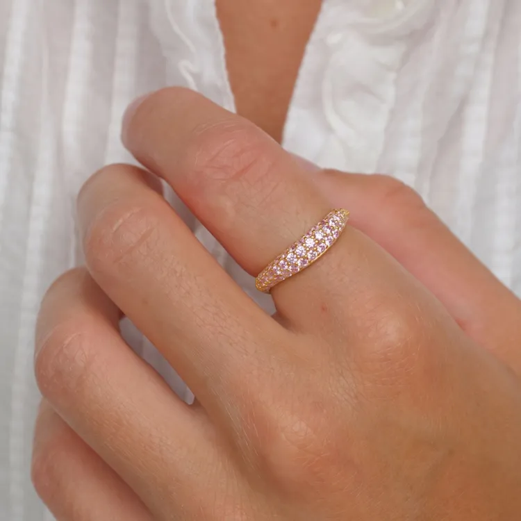 pink ring i forgyldt messing