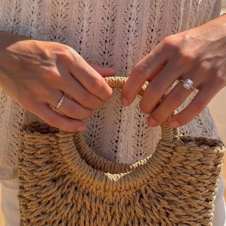 hvid zirkon ring i 9 karat guld - Gold Collection