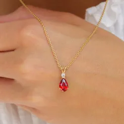 dråbe rød vedhæng i 9 karat guld - Gold Collection