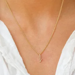 bogstav V vedhæng i 9 karat guld - My Letter