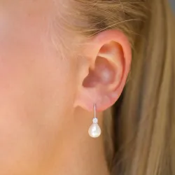 øreringe i 14 karat hvidguld med