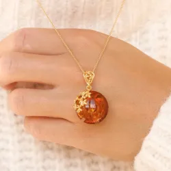 rav halskæde i forgyldt sølv med vedhæng i forgyldt sølv