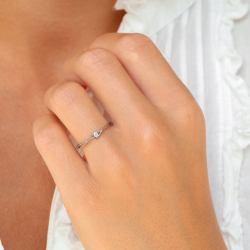 lab grown diamant ring i rhodineret sølv