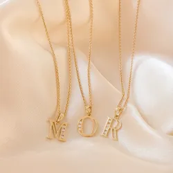 bogstav O vedhæng i 14 karat guld 0,03 ct