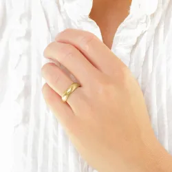5 og 4 mm vielsesringe i 9 karat guld 0,03 ct - sæt