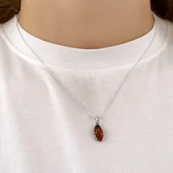 ovalt rav vedhæng i sølv