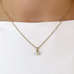 5 mm elfenben hvid perle vedhæng i 9 karat guld