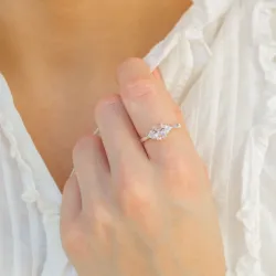 lyserød ring i sølv