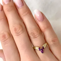 V ametyst diamantring i 9 karat guld 0,01 ct 0,25 ct 0,14 ct