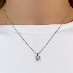 Bogstav m diamant vedhæng i 9 karat hvidguld 0,02 ct