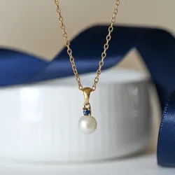 perle vedhæng i 9 karat guld 0,07 ct