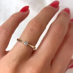Kampagne - diamant solitairering i 14 karat guld 0,11 ct