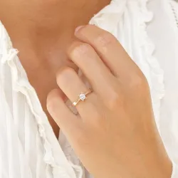 0,40 ct lab grown diamant ring i 14 karat guld 0,40 ct