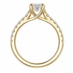 oval lab grown diamant ring i 14 karat guld 1,0 ct 0,26 ct