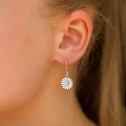 10 mm marguerit øreringe i rhodineret sølv - Matilda