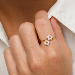 marguerit lilla ring i forgyldt sølv - Maggie