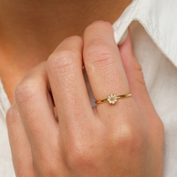 5 mm marguerit blå ring i forgyldt sølv - Maggie