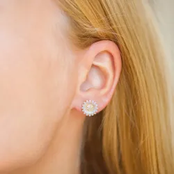 11 mm marguerit lilla ørestikker i forgyldt sølv - Matilda