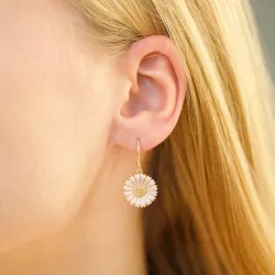 14,5 mm marguerit pink øreringe i forgyldt sølv - Marie