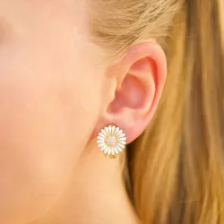 14 mm marguerit øreringe i forgyldt sølv - Matilda