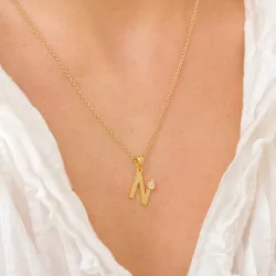 bogstav N vedhæng i forgyldt sølv