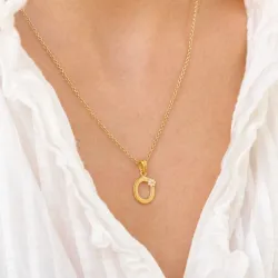 bogstav O vedhæng i forgyldt sølv