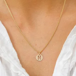 bogstav N vedhæng i 8 karat guld
