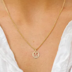 bogstav M vedhæng i 8 karat guld - My Letter