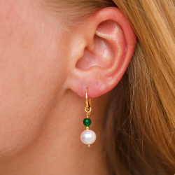 lange grøn onyks øreringe i forgyldt sølv - Loom Stones