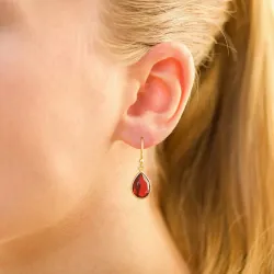 dråbe rød krystal øreringe i forgyldt sølv - Loom Stones