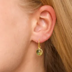 runde lysegrøn krystal øreringe i forgyldt messing - Loom Stones