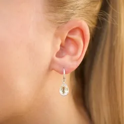 dråbe lysegrøn krystal øreringe i forsølvet messing - Loom Stones