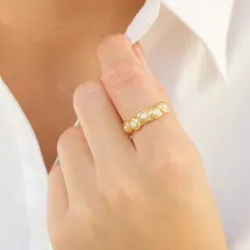 hvid perle ring i forgyldt messing - Eliné