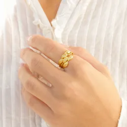 blad ring i forgyldt messing - Eliné