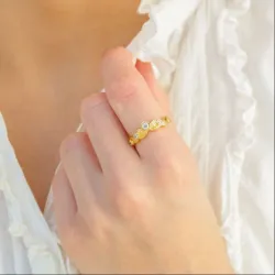 blad zirkon ring i forgyldt messing - Eliné