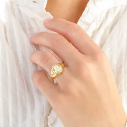 perlemor ring i forgyldt messing - Eliné