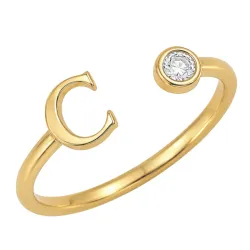 bogstav C zirkon ring i forgyldt messing